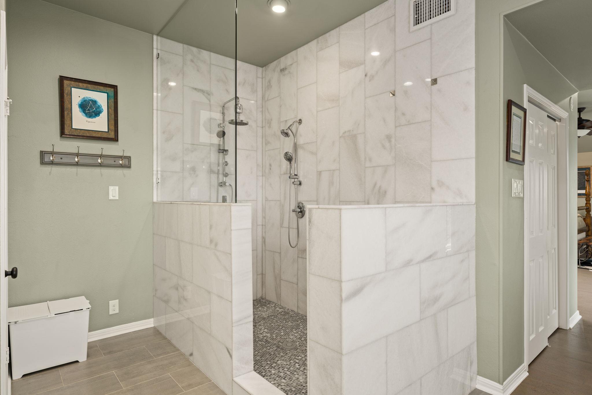 6711 Lakewood Point Cove Austin TX 78750