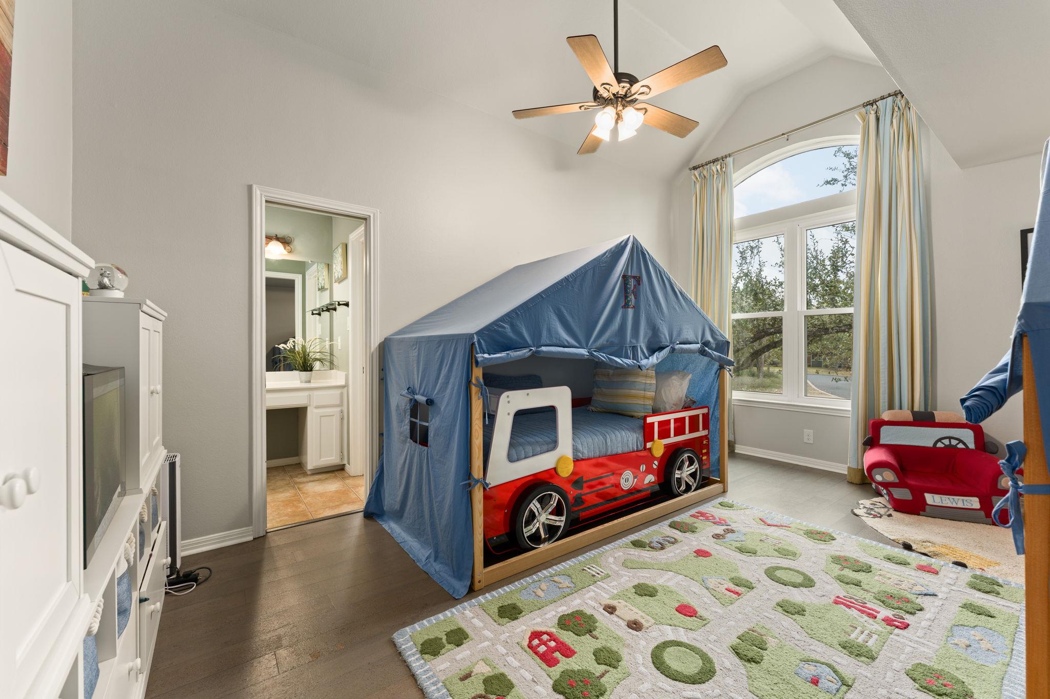 6711 Lakewood Point Cove Austin TX 78750
