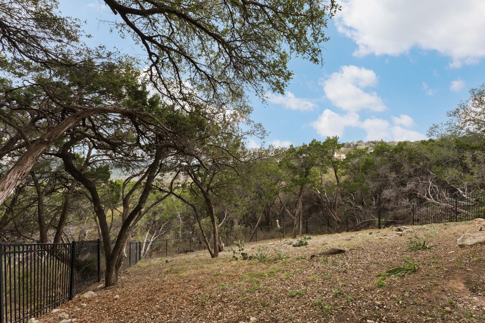 6711 Lakewood Point Cove Austin TX 78750