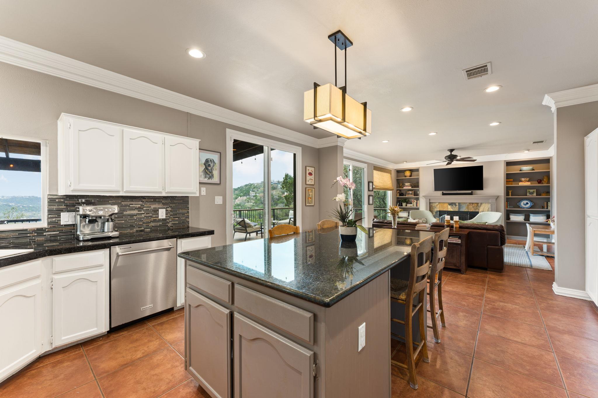 6711 Lakewood Point Cove Austin TX 78750