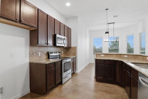 173 Kipahulu Drive Bastrop TX 78602