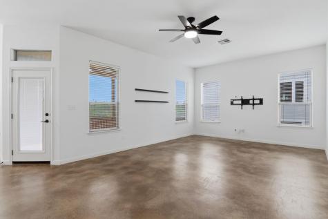 173 Kipahulu Drive Bastrop TX 78602