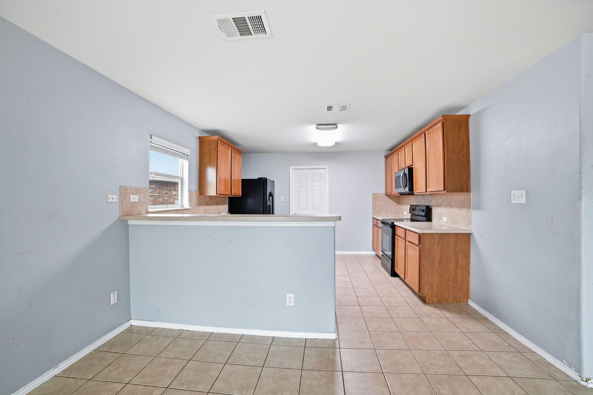 316 Housefinch Loop Leander TX 78641