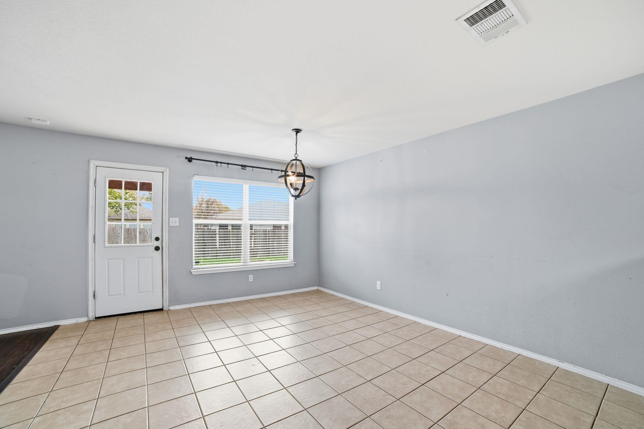 316 Housefinch Loop Leander TX 78641