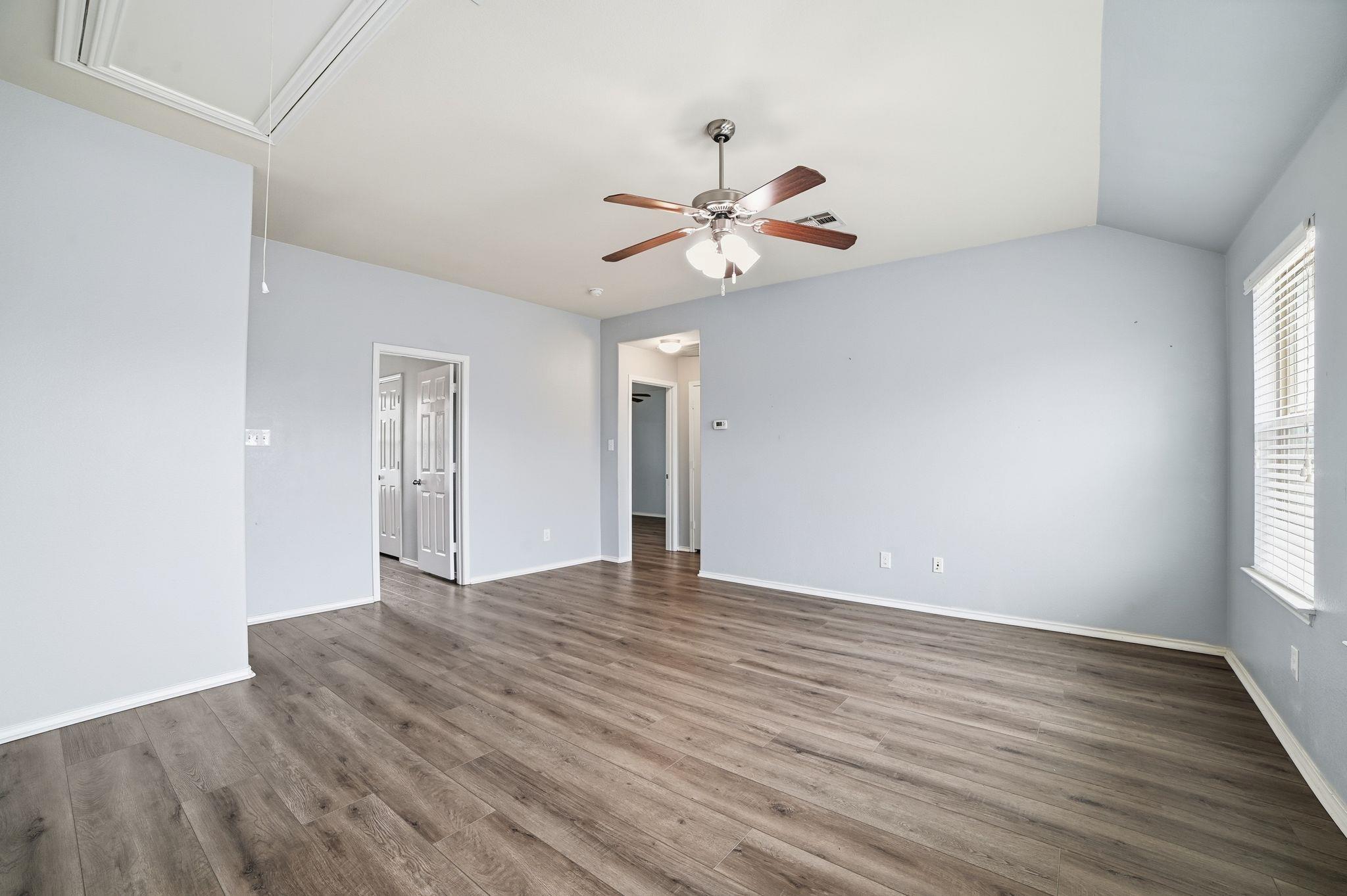 316 Housefinch Loop Leander TX 78641