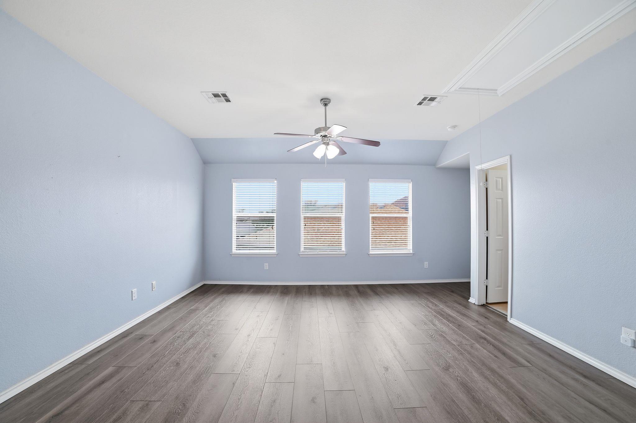 316 Housefinch Loop Leander TX 78641
