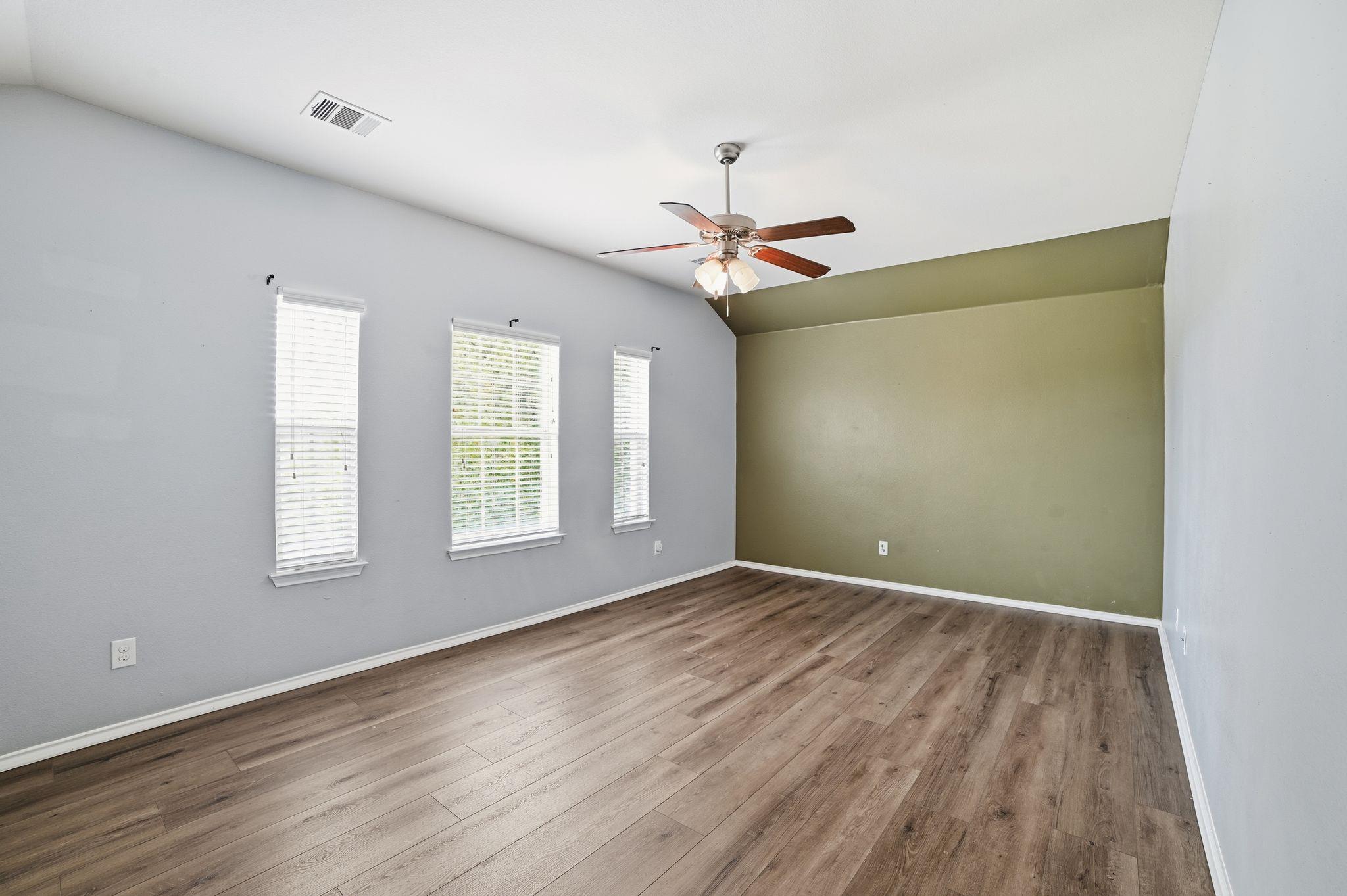 316 Housefinch Loop Leander TX 78641