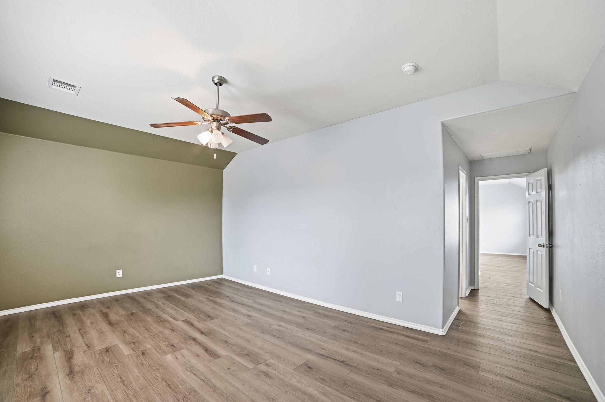 316 Housefinch Loop Leander TX 78641