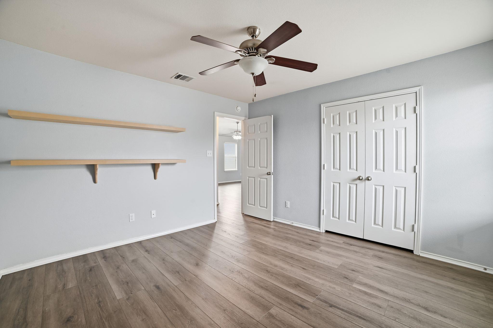 316 Housefinch Loop Leander TX 78641