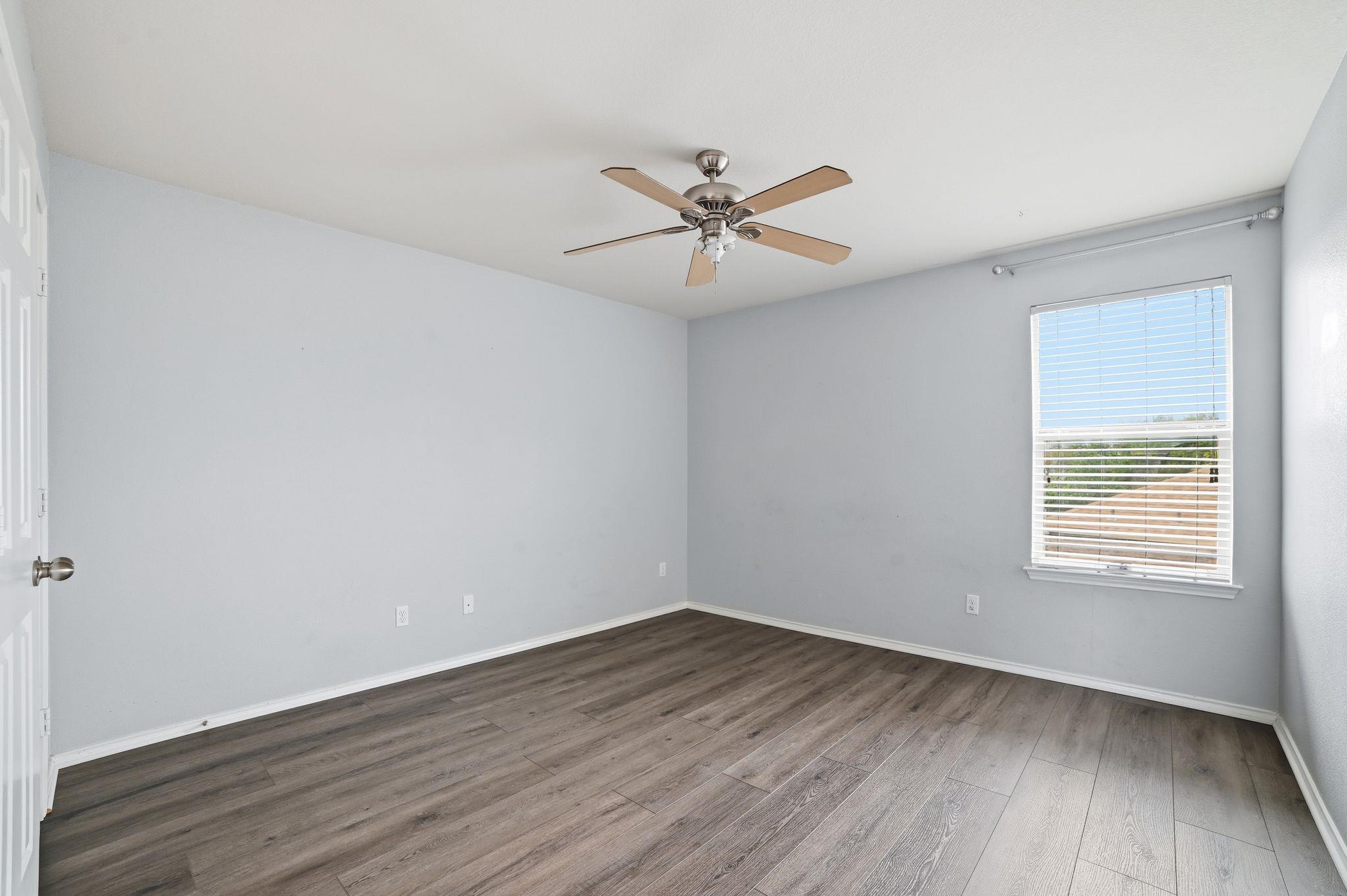 316 Housefinch Loop Leander TX 78641