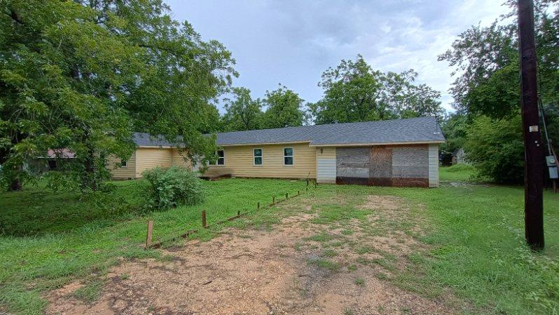112 W Ila Street Elgin TX 78621