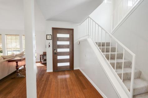 9006 Frostwood Trail Austin TX 78729