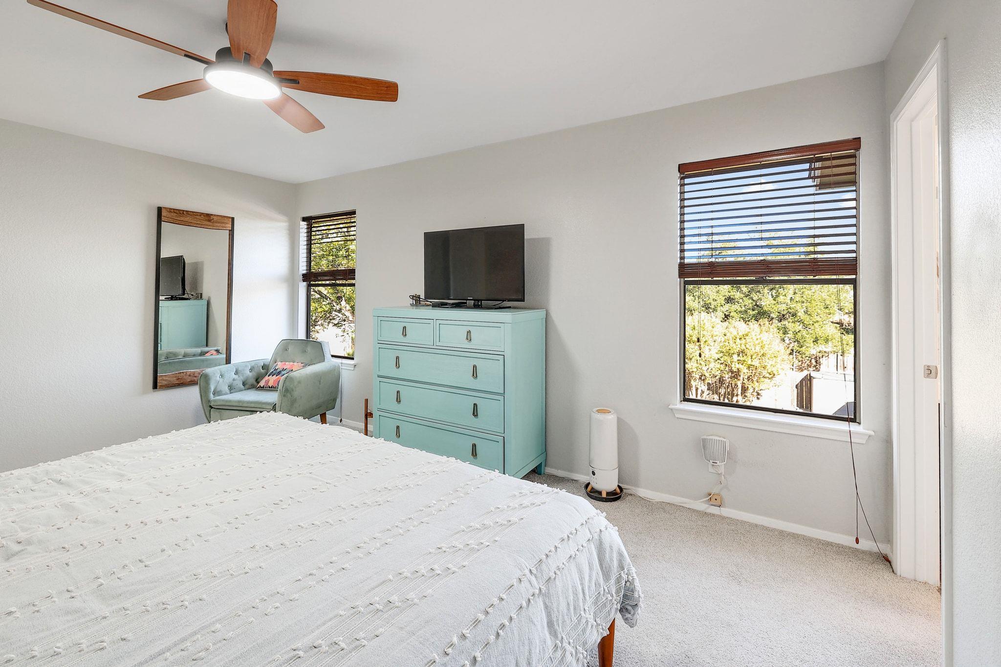9006 Frostwood Trail Austin TX 78729