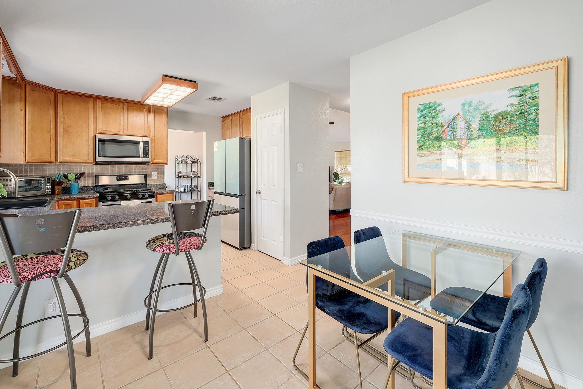 9006 Frostwood Trail Austin TX 78729