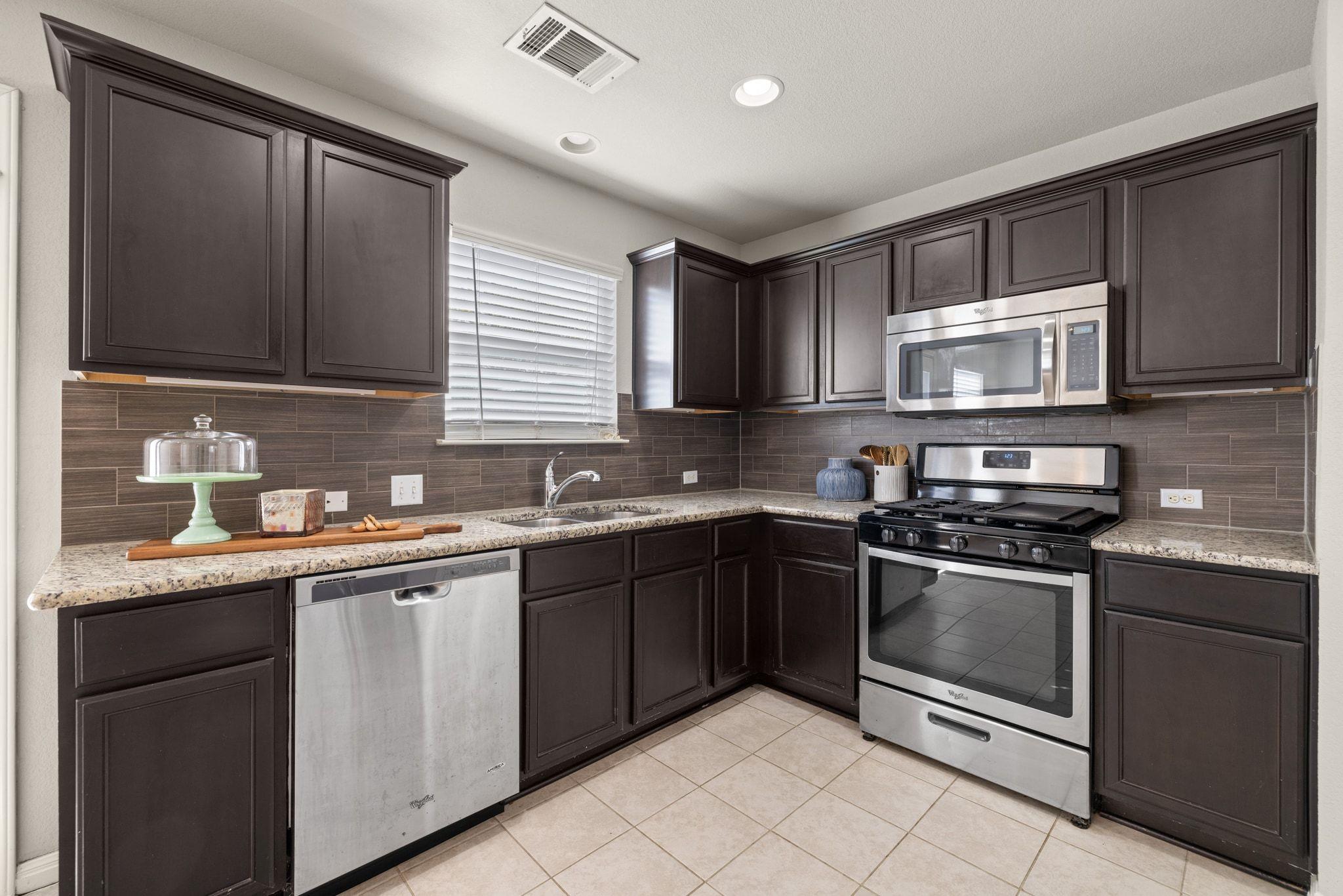 464 S Brook Drive Leander TX 78641
