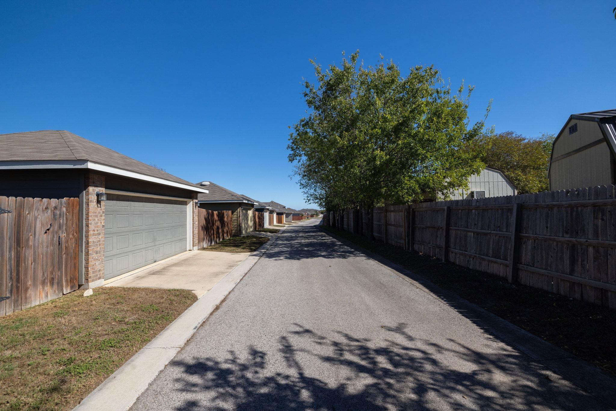 464 S Brook Drive Leander TX 78641
