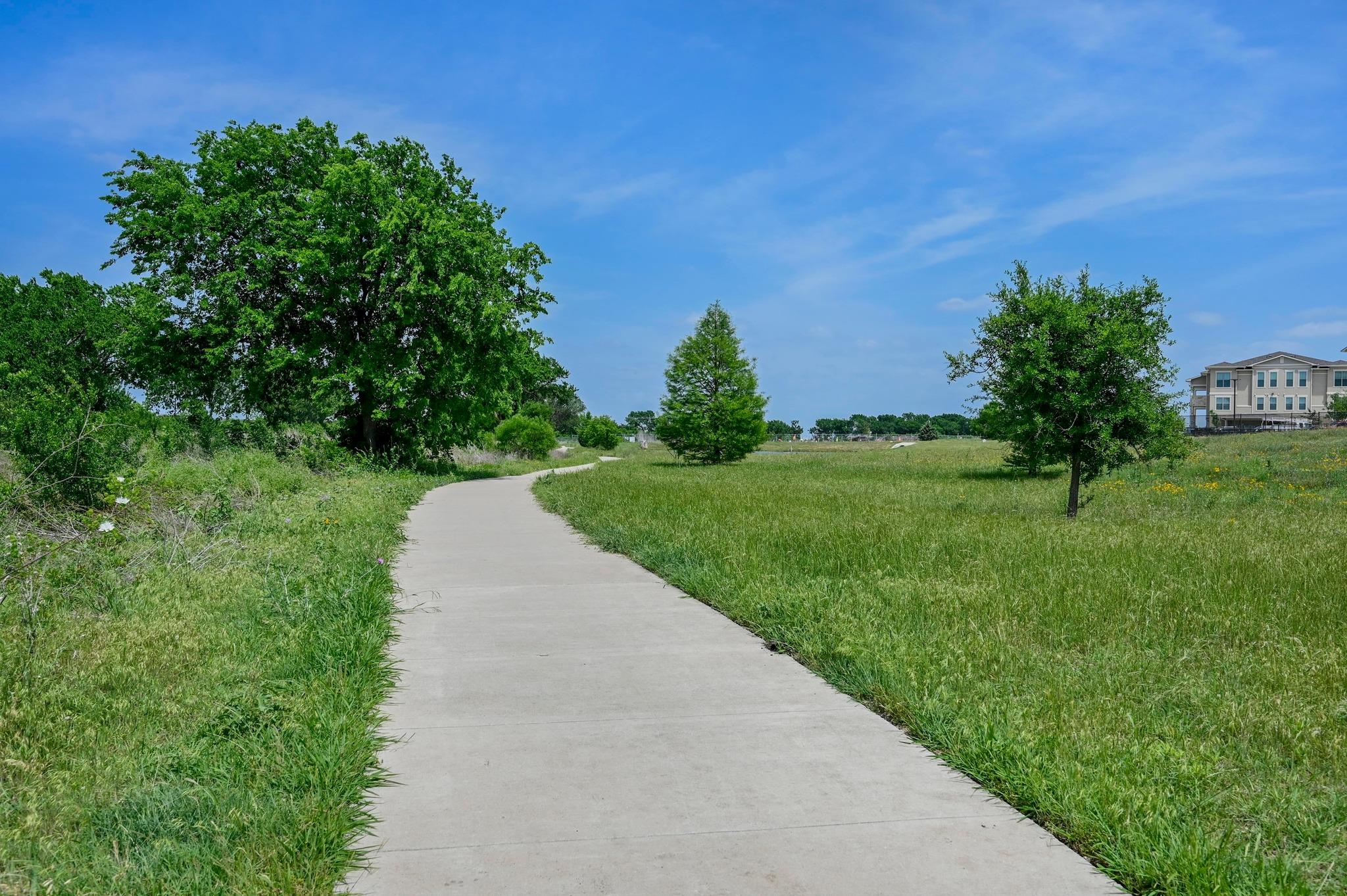 464 S Brook Drive Leander TX 78641