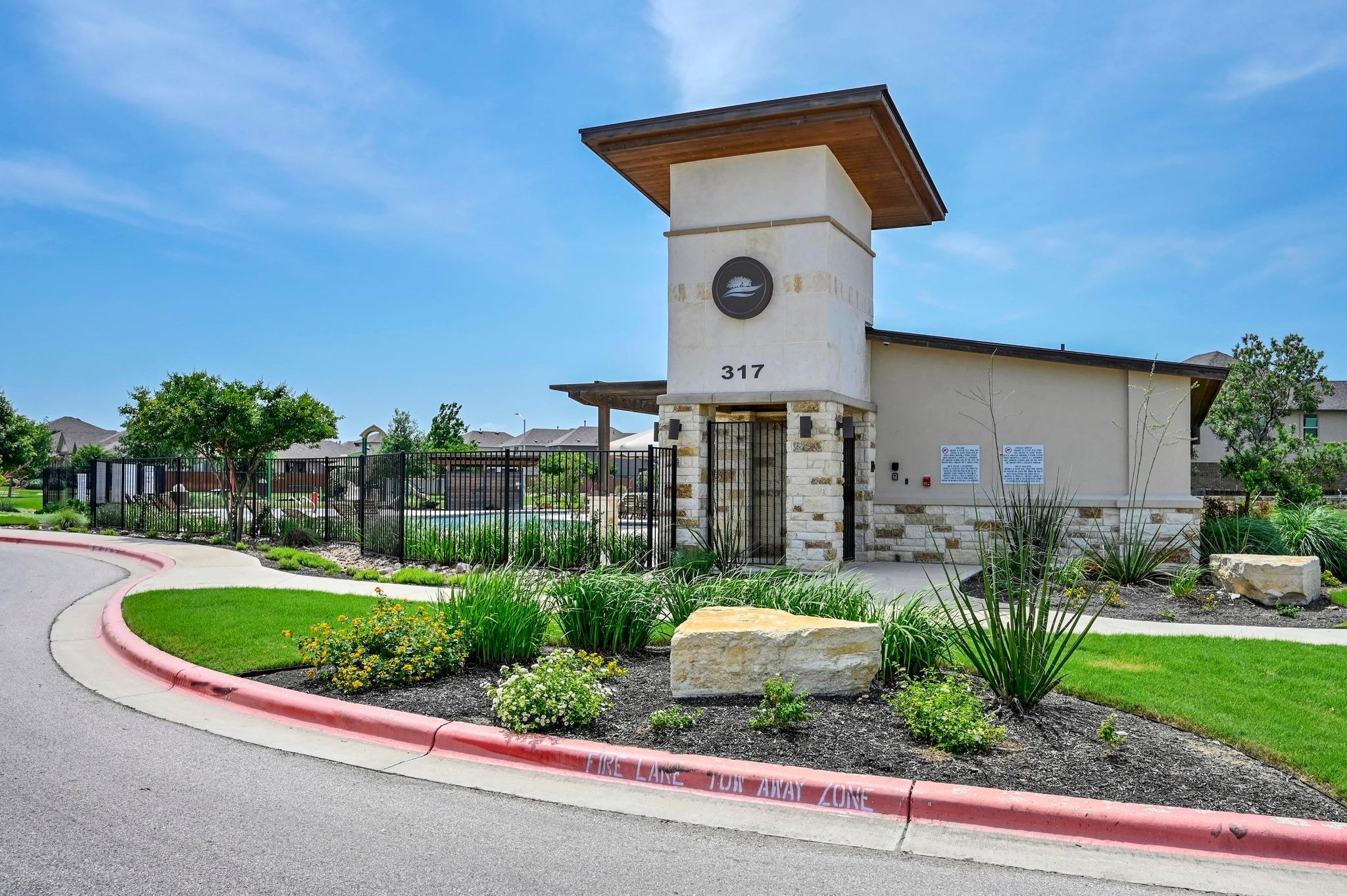 464 S Brook Drive Leander TX 78641