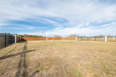 157 Mcnaughton Drive Liberty Hill TX 78642
