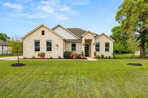 372 Raptor Beak Way Cedar Creek TX 78612