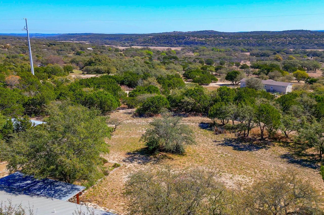 1129 Lonesome Loop Blanco TX 78606