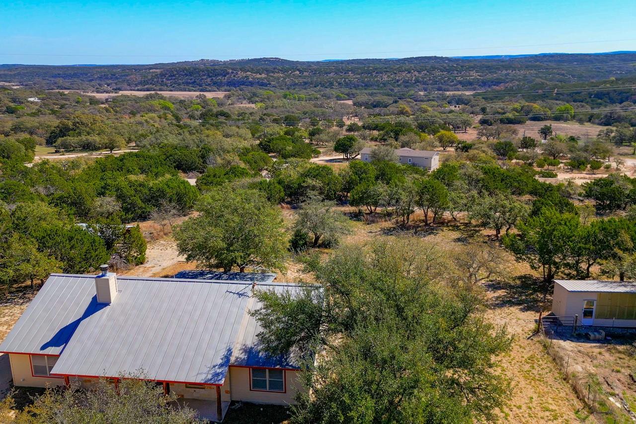 1129 Lonesome Loop Blanco TX 78606