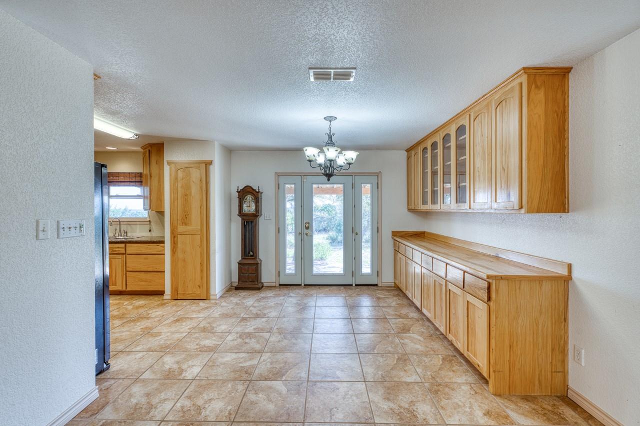 1129 Lonesome Loop Blanco TX 78606