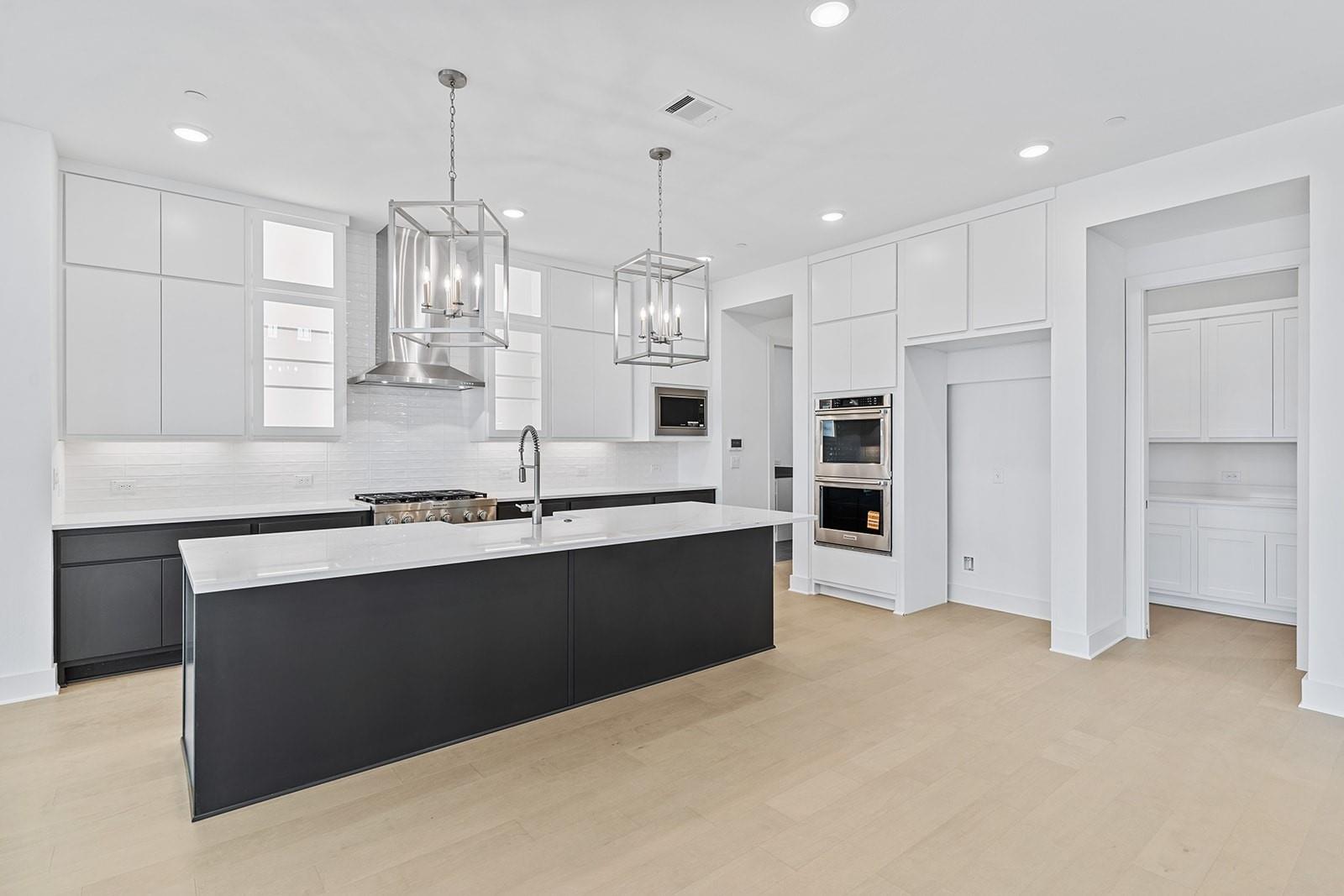 2385 Lineage Lane Leander TX 78641