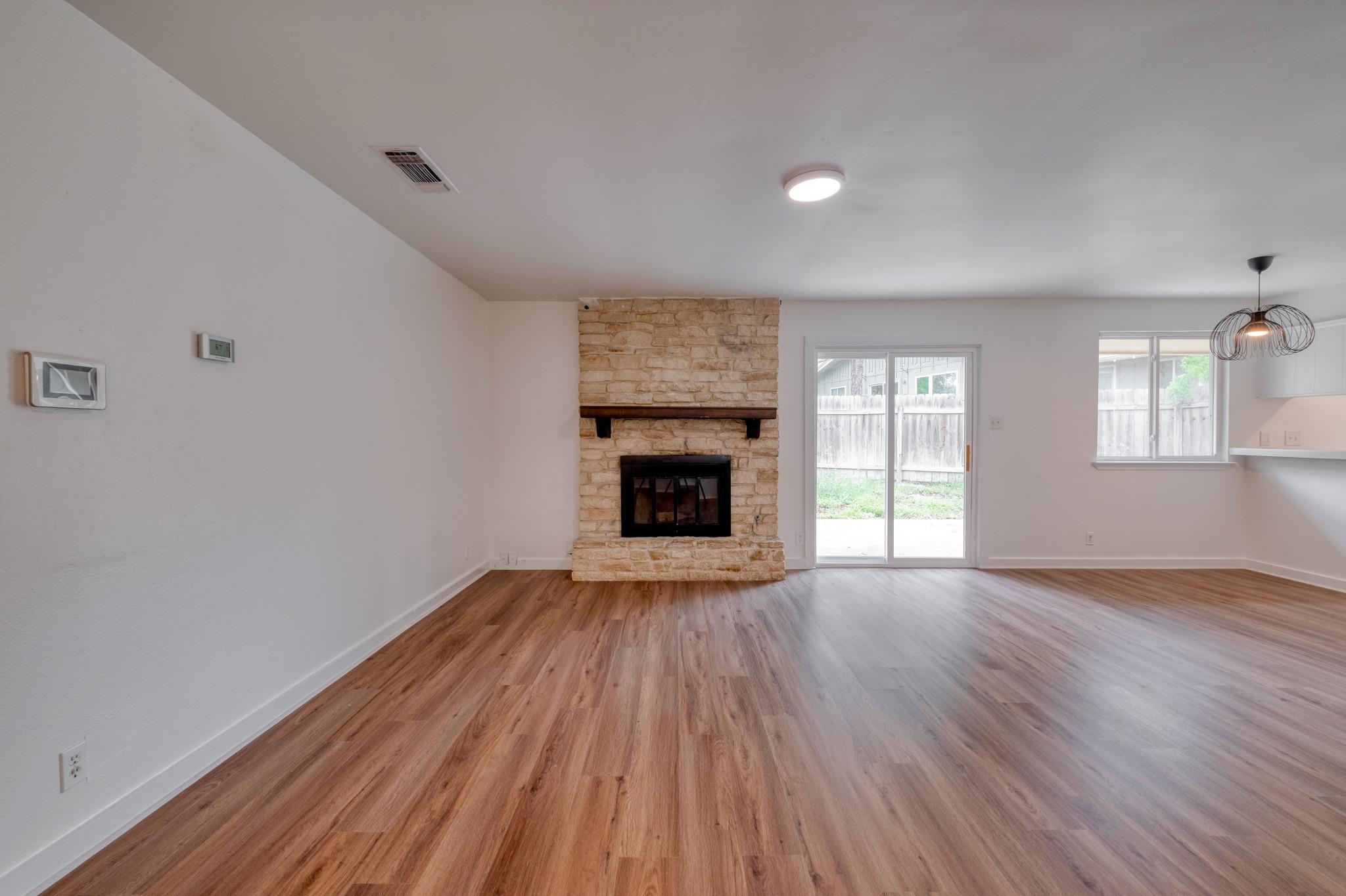 10214 Oak Hollow Drive Austin TX 78758