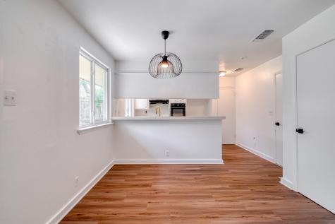 10214 Oak Hollow Drive Austin TX 78758