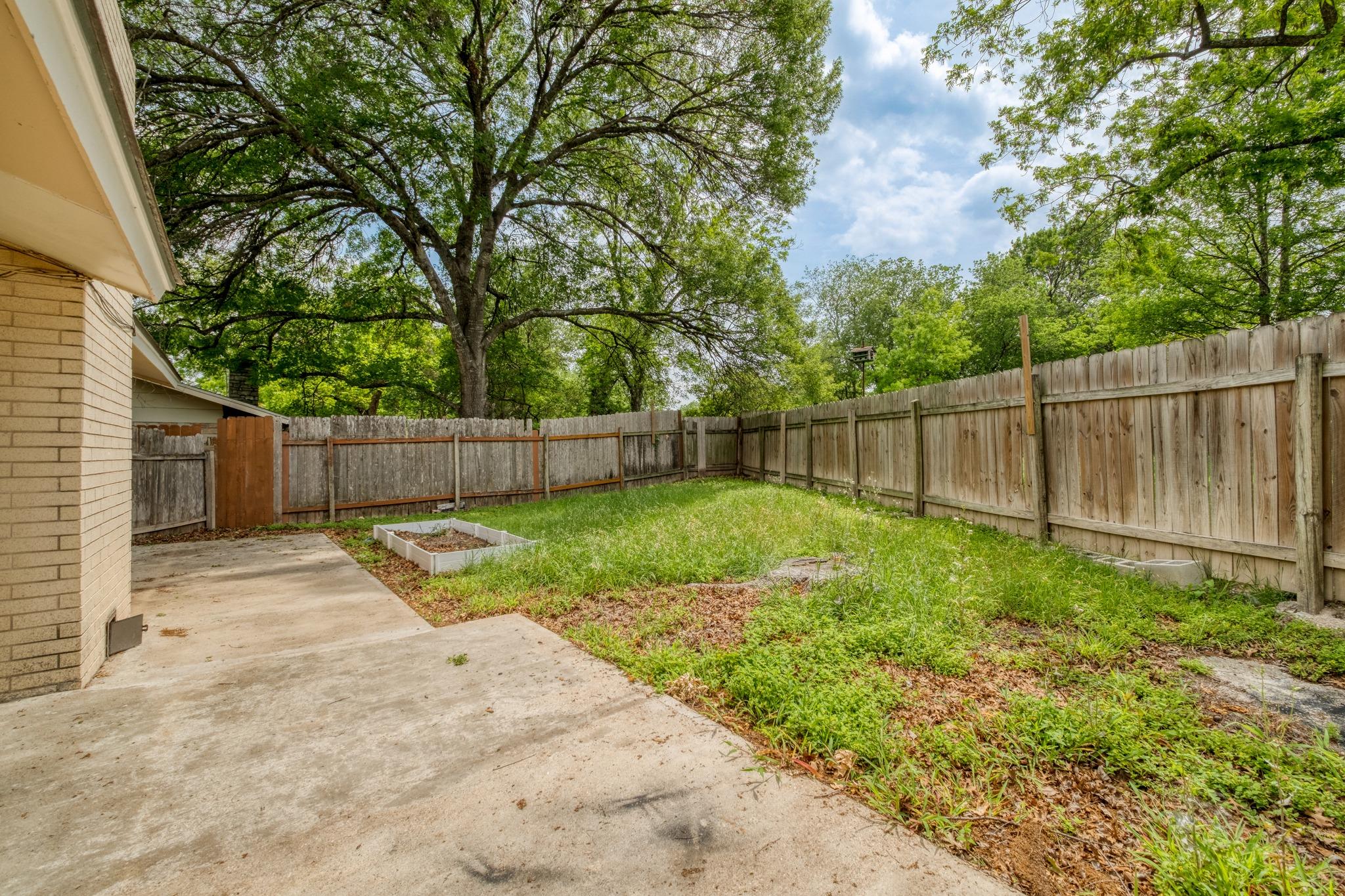 10214 Oak Hollow Drive Austin TX 78758