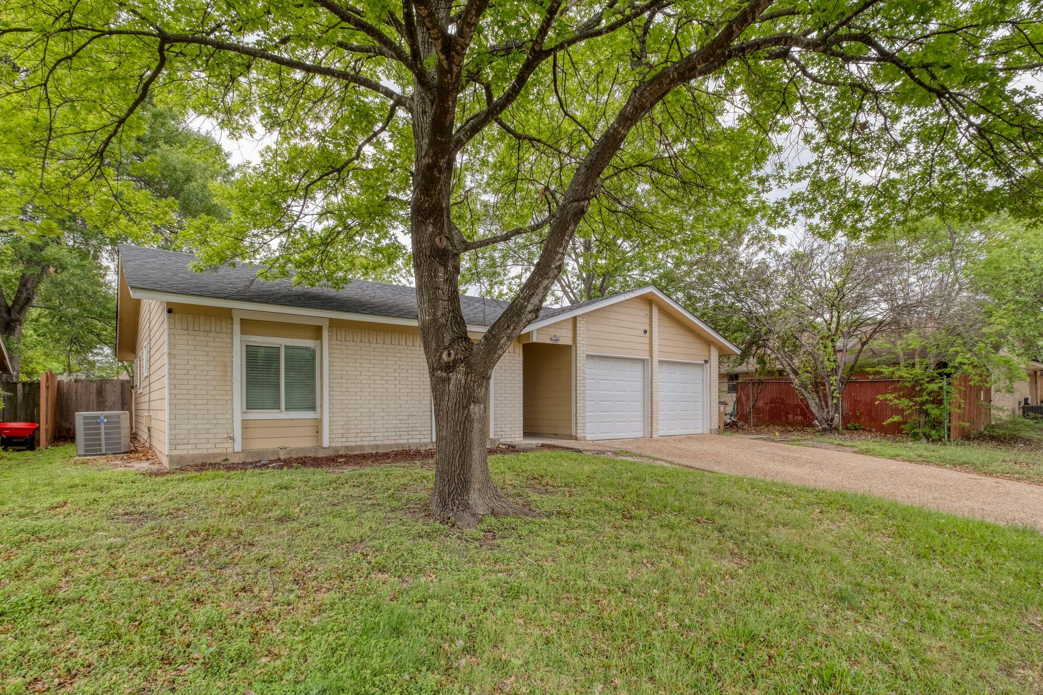 10214 Oak Hollow Drive Austin TX 78758