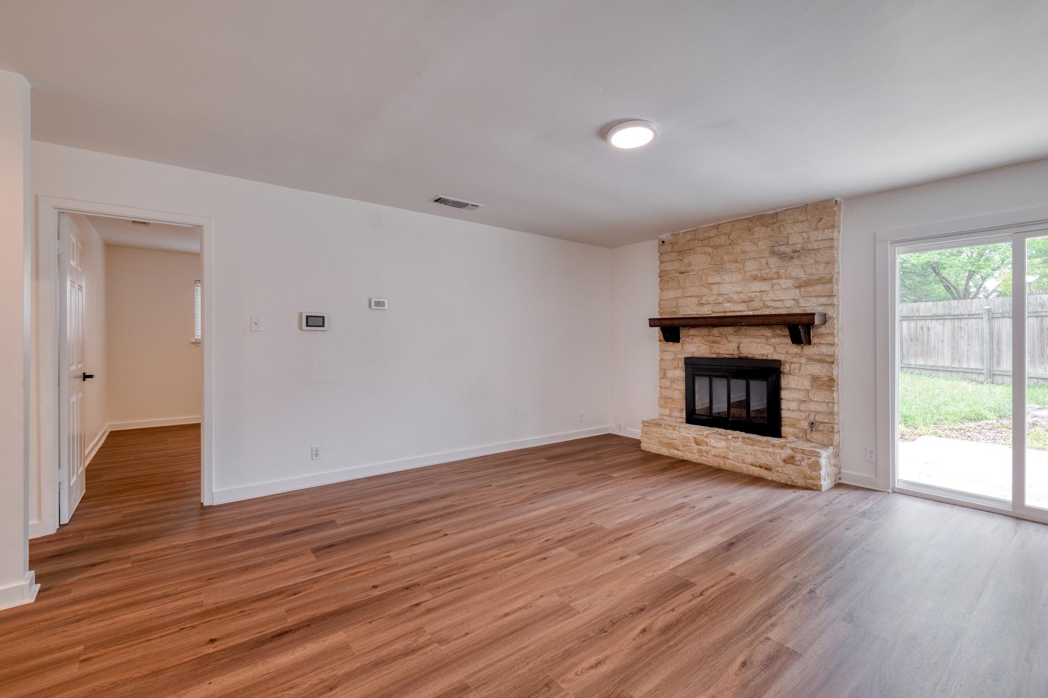 10214 Oak Hollow Drive Austin TX 78758