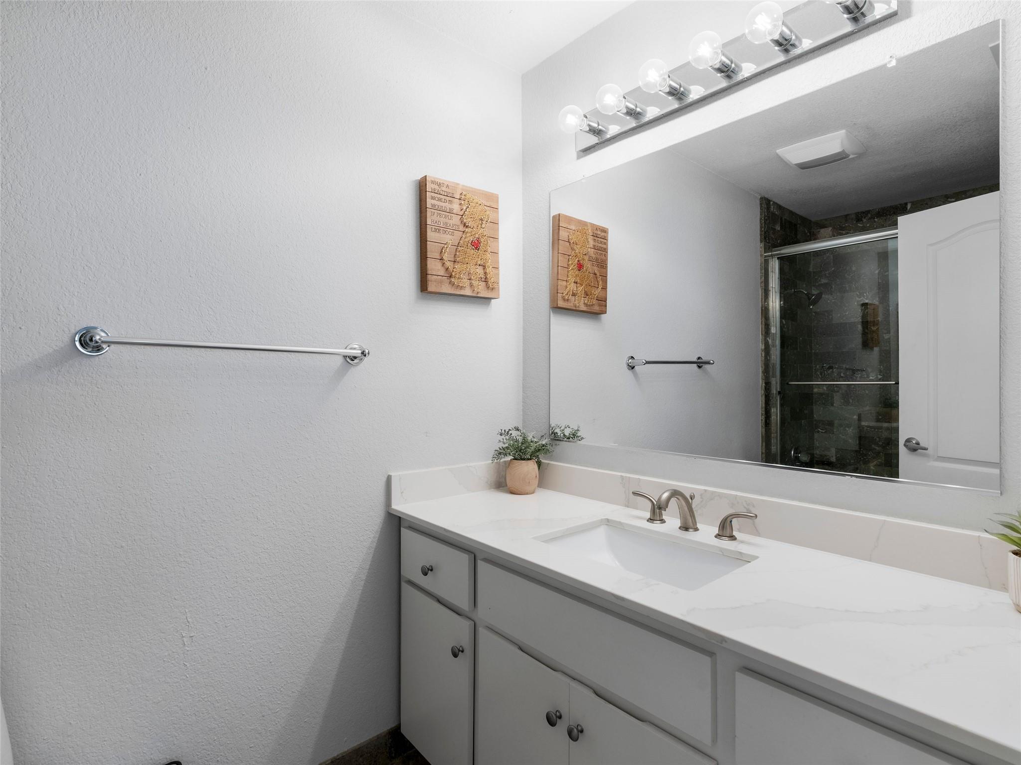 13805 Skyline Drive Austin TX 78732