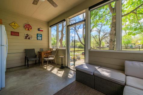 505 W San Antonio Street Fredericksburg TX 78624