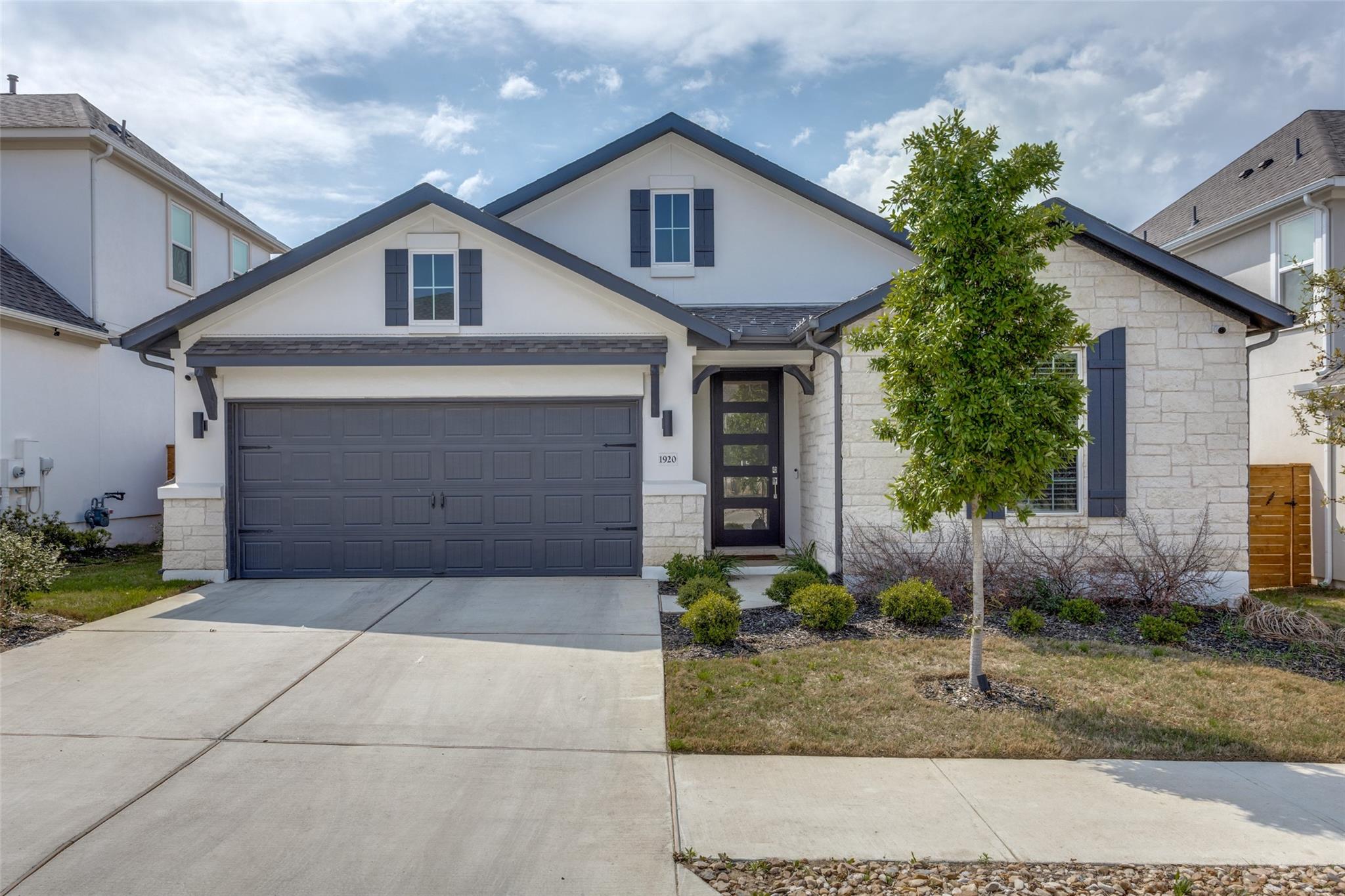 1920 Donetto Drive Leander TX 78641