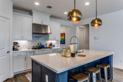 1920 Donetto Drive Leander TX 78641