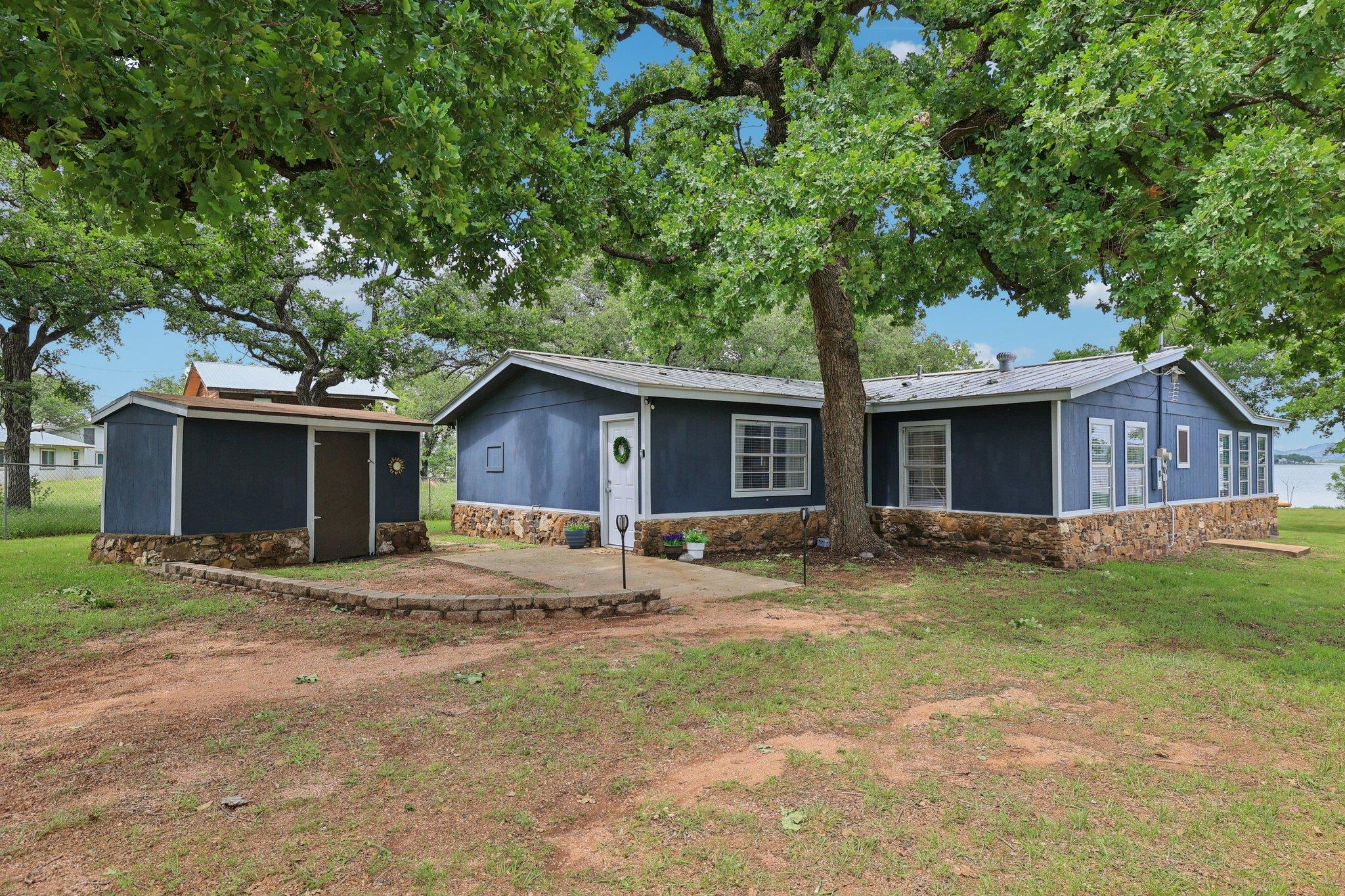 145 Oak Point Drive Tow TX 78672