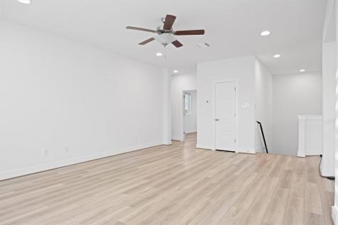 213 Great Lawn Bend Liberty Hill TX 78642