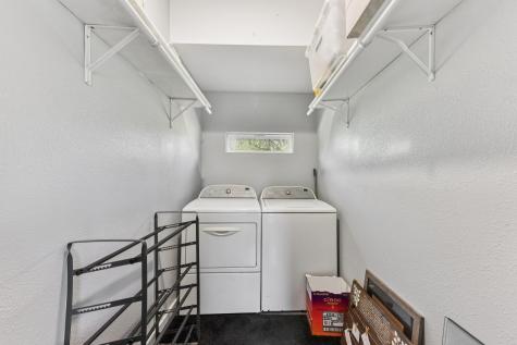 1777 Fox Lane Lockhart TX 78644
