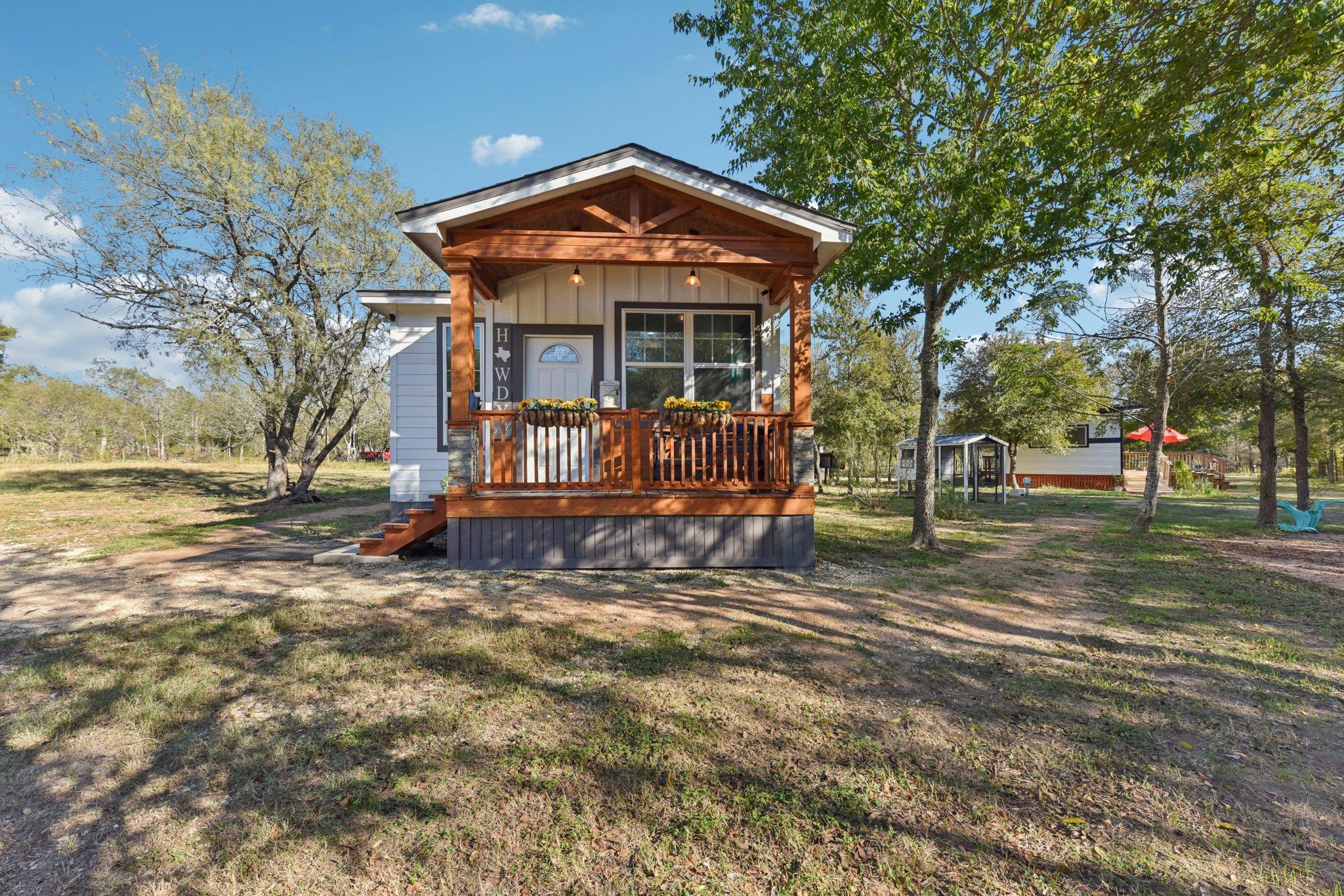 1777 Fox Lane Lockhart TX 78644