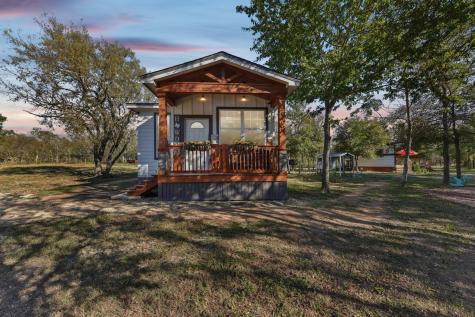 1777 Fox Lane Lockhart TX 78644
