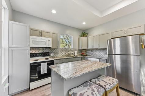 1777 Fox Lane Lockhart TX 78644