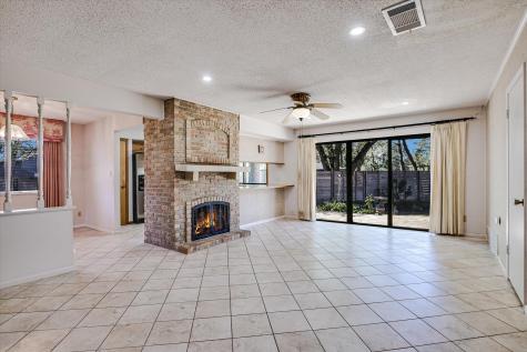 8900 Currywood Drive Austin TX 78759