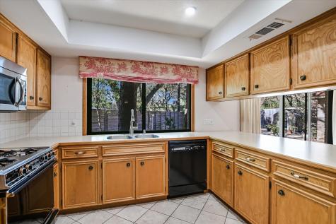 8900 Currywood Drive Austin TX 78759