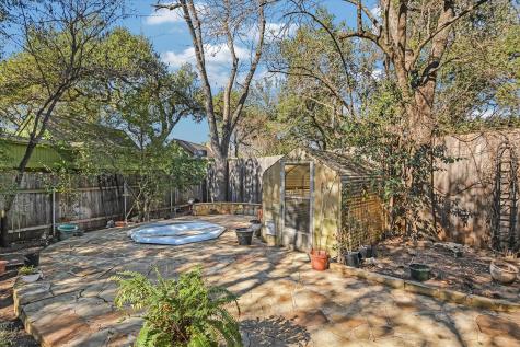 8900 Currywood Drive Austin TX 78759