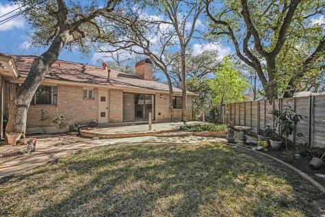 8900 Currywood Drive Austin TX 78759