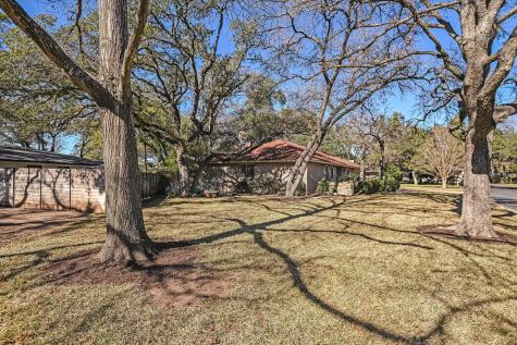 8900 Currywood Drive Austin TX 78759