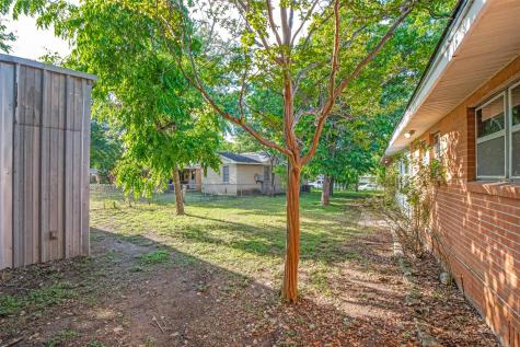 1401 N East Street Belton TX 76513