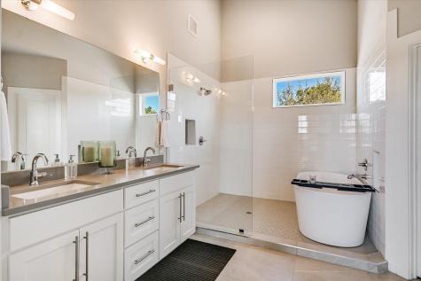 1005 Larkhall Drive Spicewood TX 78669